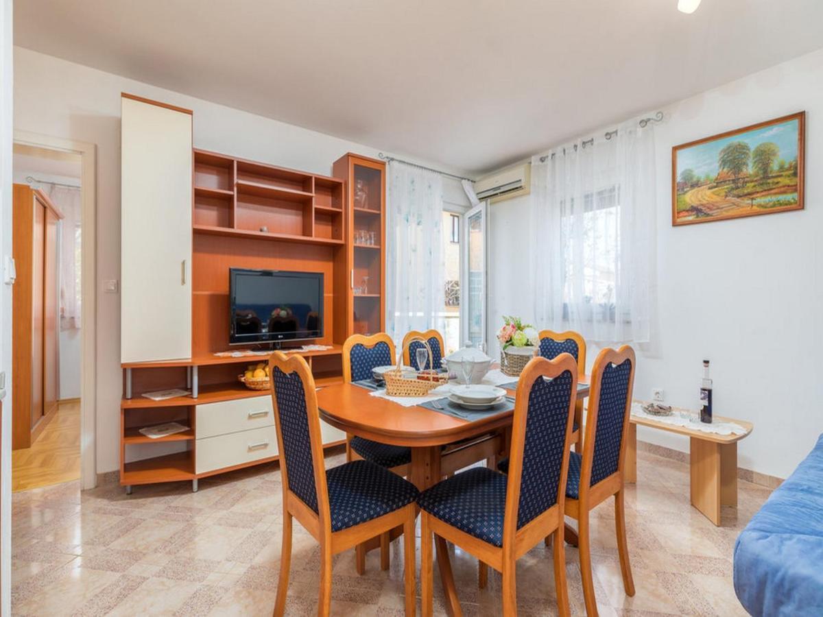 Apartment Dana ฟาชานา ภายนอก รูปภาพ