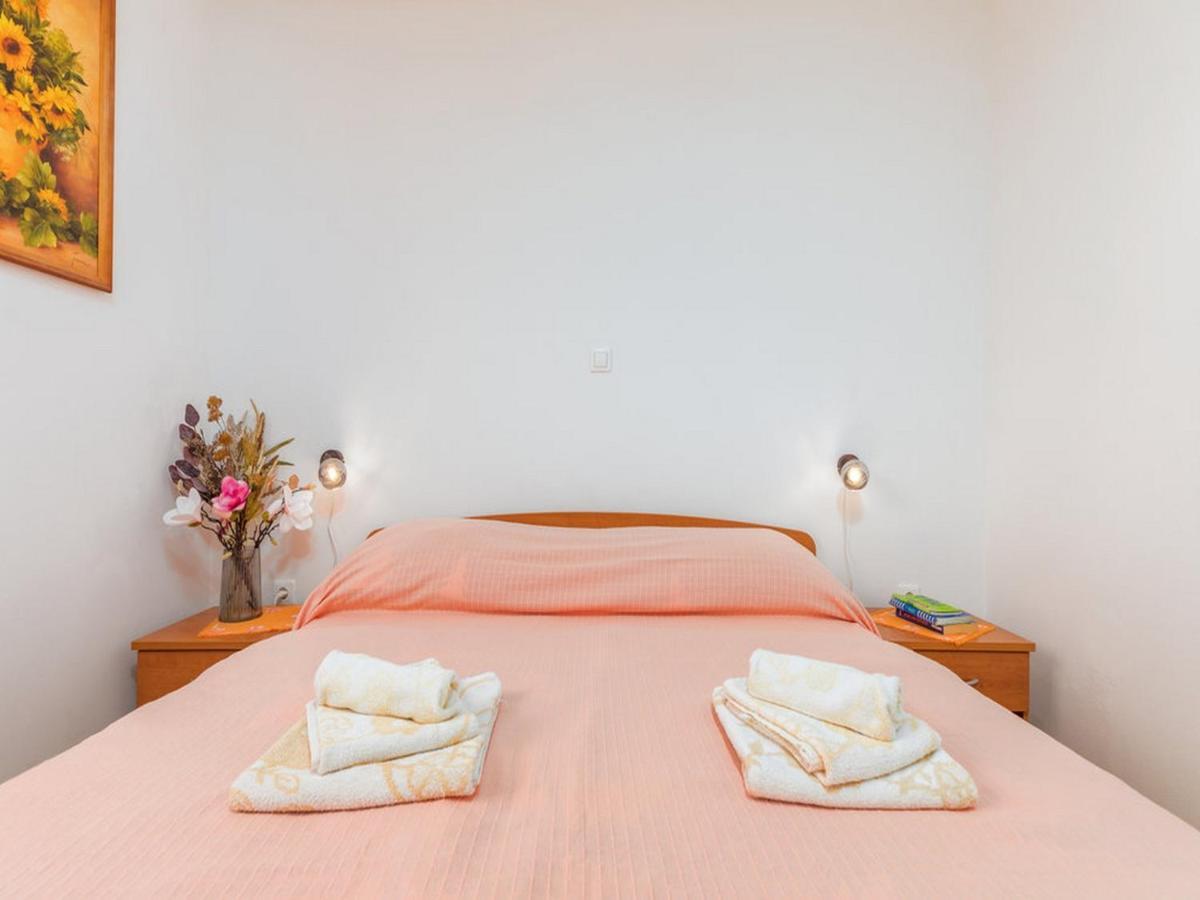 Apartment Dana ฟาชานา ภายนอก รูปภาพ